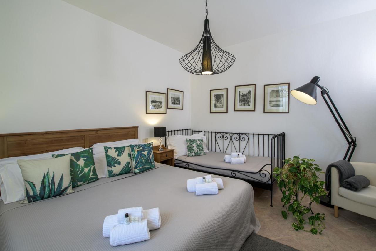 Albergo Al Castello กาวี ภายนอก รูปภาพ