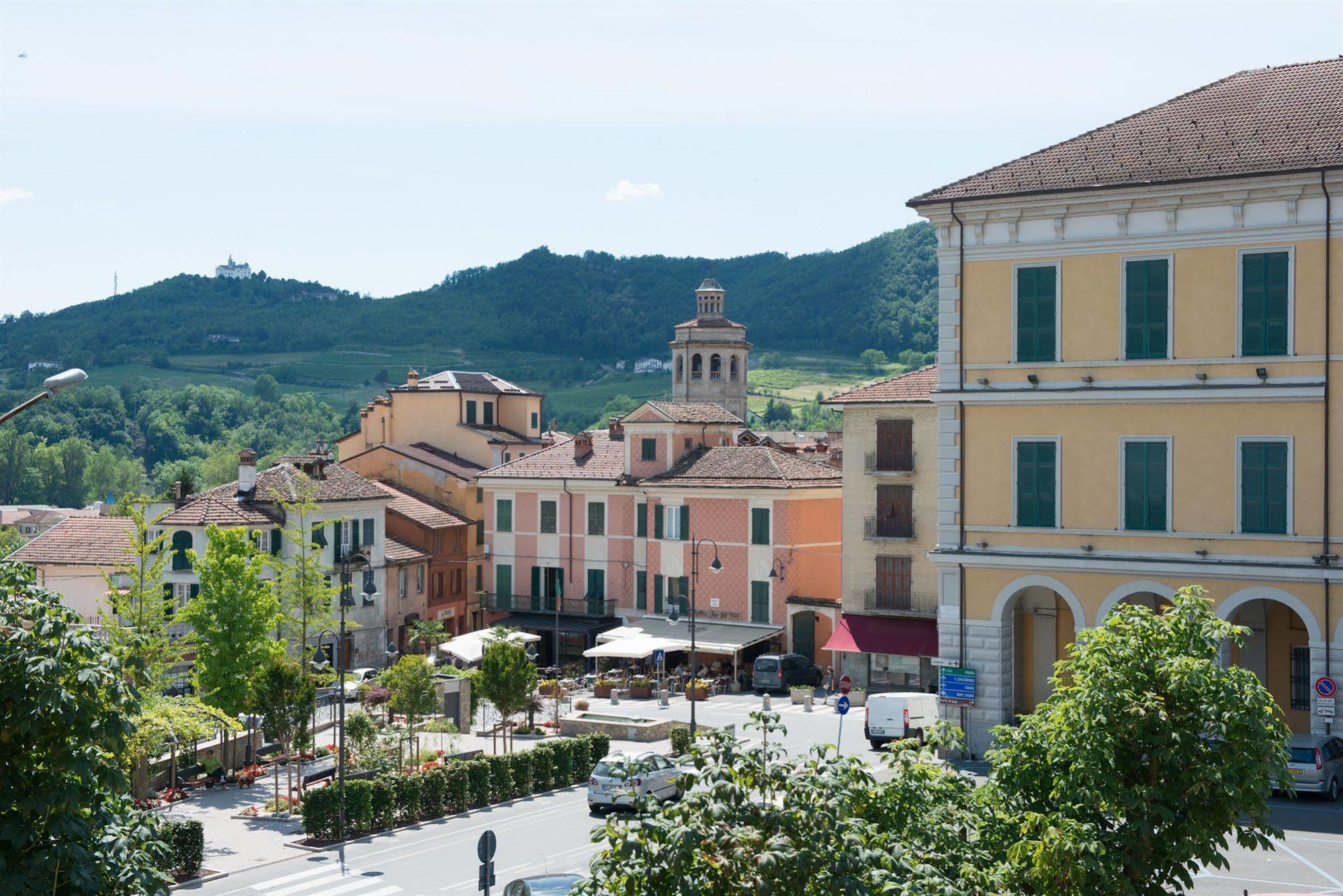 Albergo Al Castello กาวี ภายนอก รูปภาพ